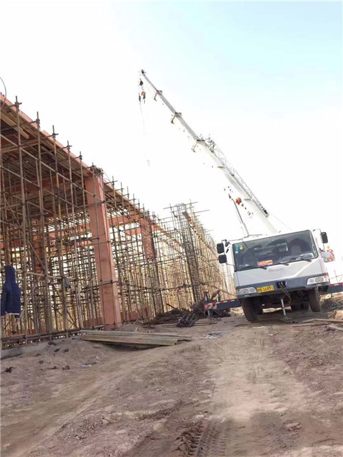 新华区吊车作业的安全注意事项有哪些？